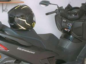 SUZUKI BURGMAN 400 NERO