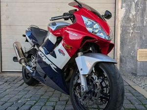HONDA CBR 600 CC PONTINHA E FAMÕES