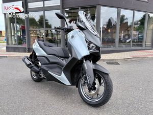 YAMAHA XMAX 300 TECH MAX / 3 669 KM / 3LETÁ ZÁRUKA