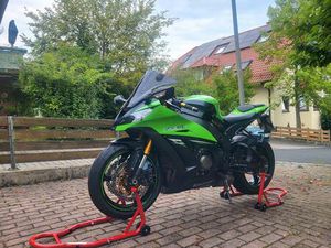 KAWASAKI NINJA ZX10