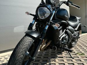 KAWASAKI VULCAN S, NEUWERTIG, SCHECKHEFTGEPFLEGT, NUR 2000 KM