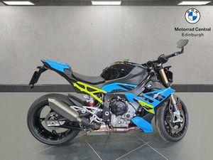 BMW S 1000 R SPORT CLAW-SHIFTED EURO 5 999 CC