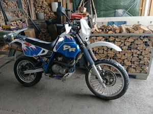SUZUKI DR 650 BASTLERFAHRZEUG