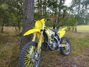 SUZUKI RM 125 ( KX , YZ , SX , CR ) KOŚCIERZYNA