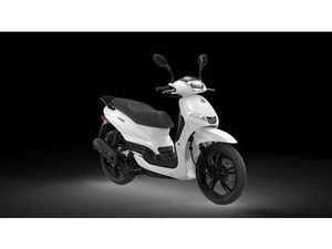 VENDO PEUGEOT KISBEE M 125 (2025 - 26) NUOVA A ROMA (CODICE 9838294) - MOTO.IT