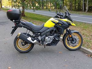 SUZUKI DL 650 XT 2024R 5300 KM. SALON POLSKA MYSZKÓW