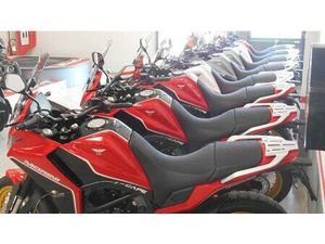 VENDO MOTO MORINI X-CAPE 650 GOLD WHEELS EDITION (2022 - 26) NUOVA A CERTALDO (CODICE 8906066) - MOTO.IT