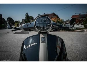 MOTO NEUVE: VESPA GTS 300 HPE