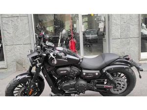 VENDO KEEWAY MOTOR V302 C (2022 - 26) NUOVA A TORINO (CODICE 9052075) - MOTO.IT