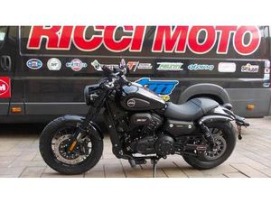 VENDO KEEWAY MOTOR V302 C (2022 - 26) NUOVA A BORGOSATOLLO (CODICE 9108483) - MOTO.IT