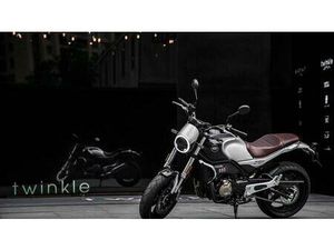 VENDO QJ MOTOR SRV 550 (2025 - 26) NUOVA A MILANO (CODICE 9411348) - MOTO.IT