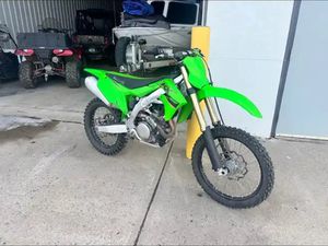 2022 KX450