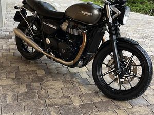 STREET TWIN 900 I
