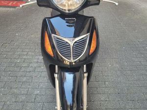 HONDA SH 125 MOTORRAD