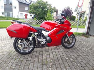 HONDA VFR 800 RC 46