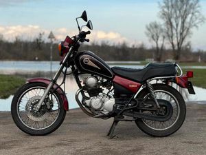 YAMAHA SR 125