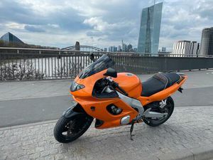 YAMAHA YZF 600R, SUPER SPORTLER