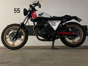 HONDA FT 500 ASCOT SCAMBLER/TRACKER STYLE