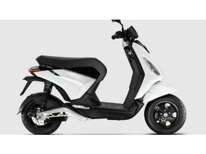 VENDO PIAGGIO 1 (2022 - 26) NUOVA A IMPERIA (CODICE 8694063) - MOTO.IT