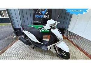 VENDO PIAGGIO MEDLEY 125 S (2025 - 26) NUOVA A TRADATE (CODICE 9879306) - MOTO.IT