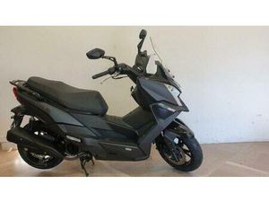 VENDO KYMCO DINK R 125 TUNNEL (2023 - 26) NUOVA A ROSTA (CODICE 9338132) - MOTO.IT
