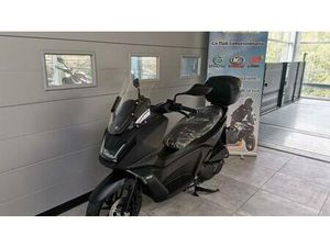VENDO KYMCO SKYTOWN 125I (2024 - 26) NUOVA A ROE' VOLCIANO (CODICE 9530001) - MOTO.IT