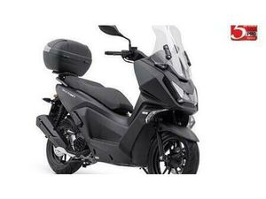 VENDO KYMCO SKYTOWN 125I (2024 - 26) NUOVA A ROMA (CODICE 9622307) - MOTO.IT