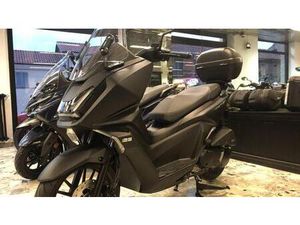 VENDO KYMCO SKYTOWN 125I (2024 - 26) NUOVA A MONCALIERI (CODICE 9536394) - MOTO.IT