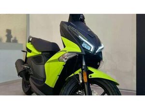 VENDO KYMCO SUPER 8 50 R (2022 - 26) NUOVA A BRESCIA (CODICE 8543100) - MOTO.IT