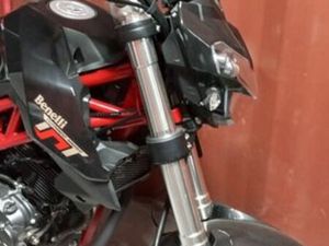BENELLI TNT 125 CC SANTIAGO (SESIMBRA)