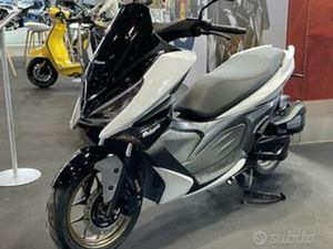 MALAGUTI MADISON 125 CC MOT. A LIQUIDO