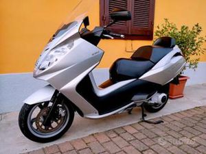 PEUGEOT SATELIS 250 - 2009