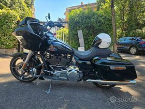 HARLEY-DAVIDSON ROAD GLIDE - 2025