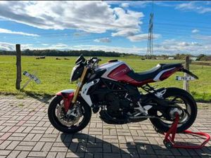 MV AGUSTA BRUTALE RR