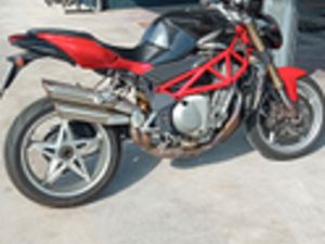 MV AGUSTA BRUTALE 750 F4