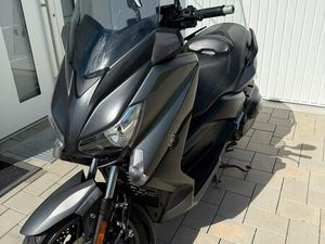 YAMAHA X-MAX ROLLER, TÜV NEU, AKRAPOVIC AUSPUFF