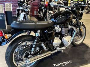 TRIUMPH BONNEVILLE T120