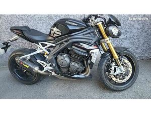 TRIUMPH SPEED TRIPLE 1200 RS