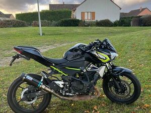 KAWASAKI Z400