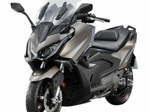 SCOOTER KYMCO AK 550 PREMIUM NEUF 0 KM ANNÉE FIN 2024 STYLE TMAX