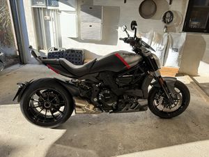 DUCATI XDIAVEL BLACK STAR