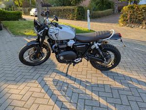 TRIUMPH SCRAMBLER 1200 X