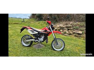 MOTO 125 SUPERMOTARD APRILIA