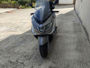 PIAGGIO X10 500