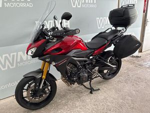 YAMAHA TRACER 900
