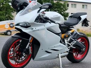 DUCATI PANIGALE 959 – BAUJAHR 2016 – TOP ZUSTAND – VIEL ZUBEHÖR