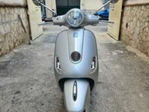 PIAGGIO VESPA 125 LX