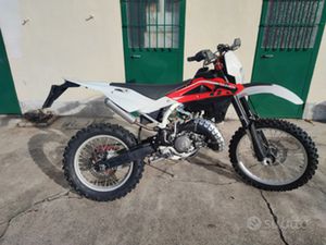 HUSQVARNA WR 125 2011