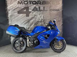 TRIUMPH SPRINT ST 1050