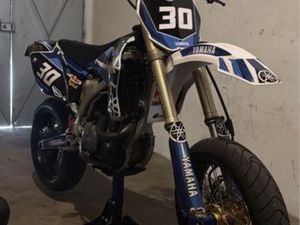 YAMAHA YZ450F MATRICULADA UNIÃO DE FREGUESIAS DA CIDADE DE SANTARÉM